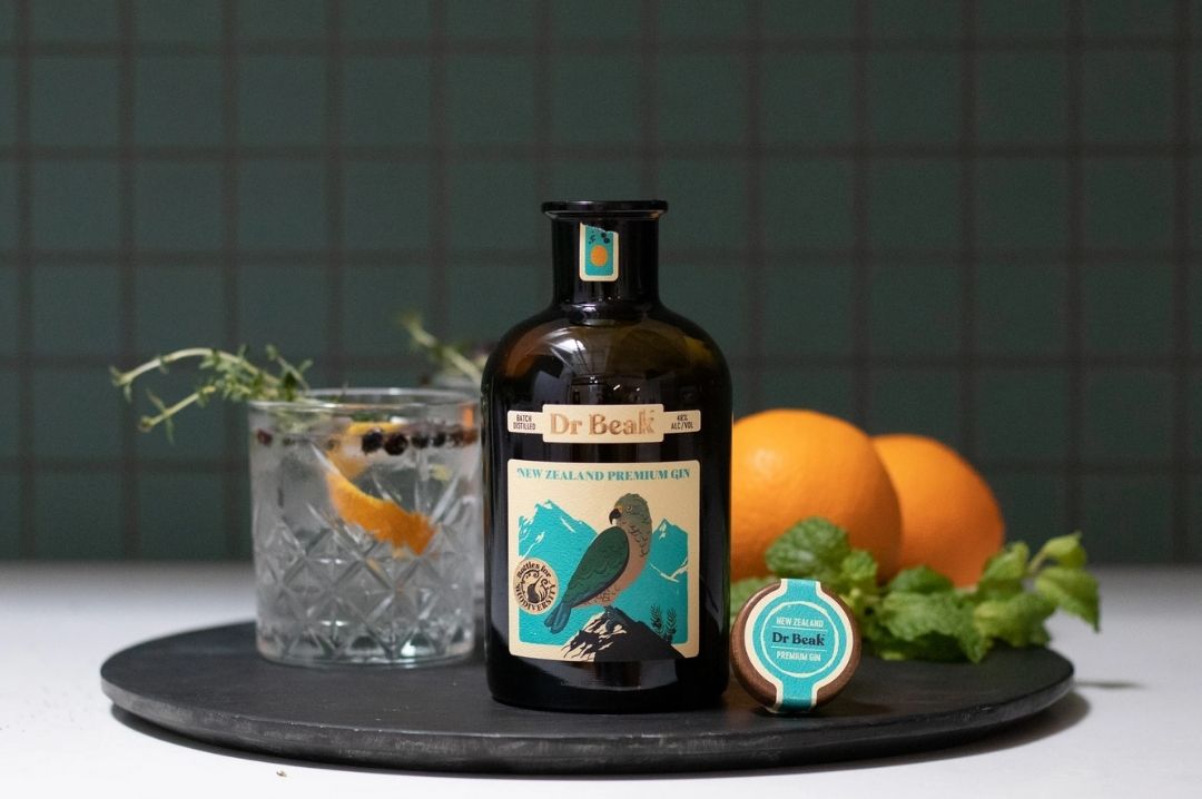 The Dr Beak/ New Zealand Premium Gin dr_beak_new_zealand_premium_gin