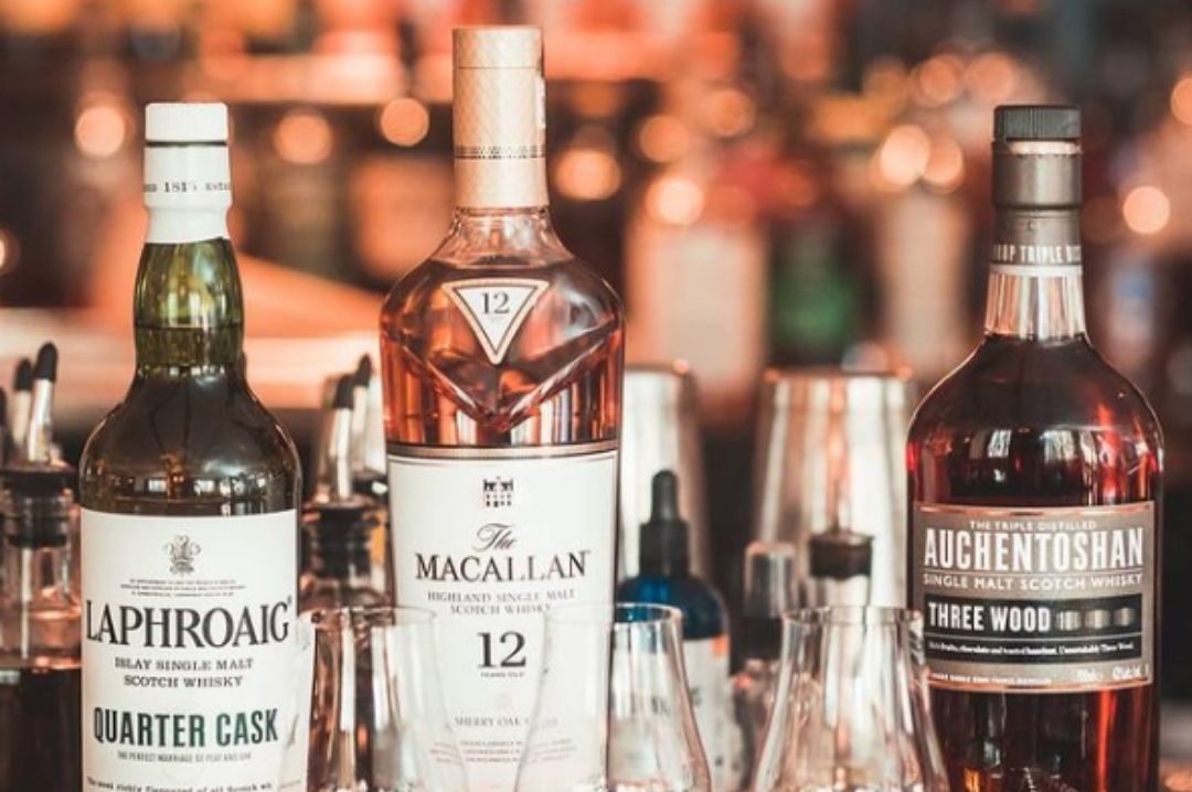 Londonwhiskeybars The Luggage Room